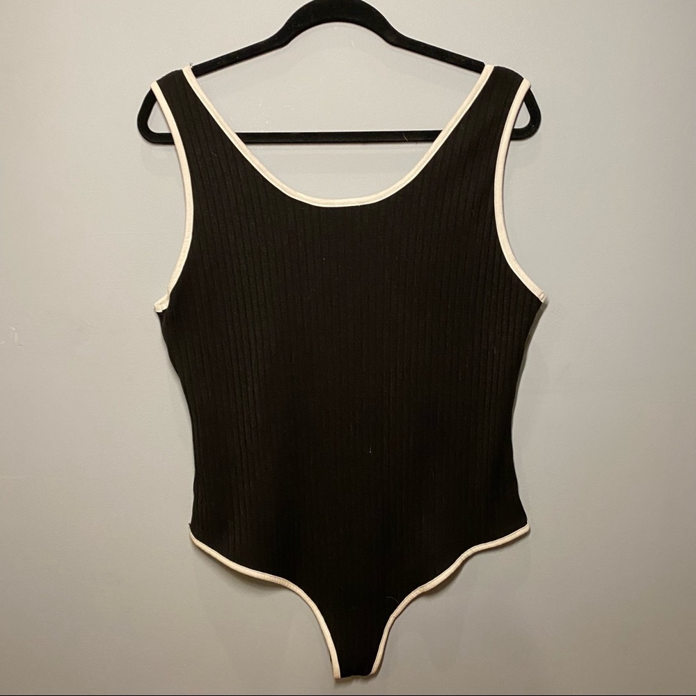 Black Body Suit With White Trim - Picture 3 of 4